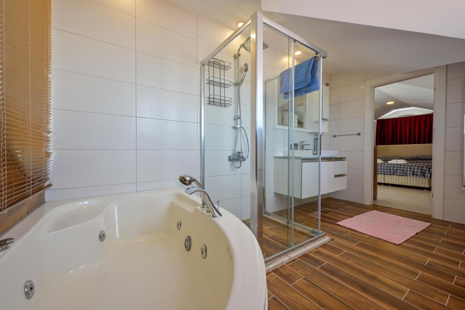 Lorenzo- 4 Bedroom Holiday Villa In Hisaronu Fethiye Ngoại thất bức ảnh